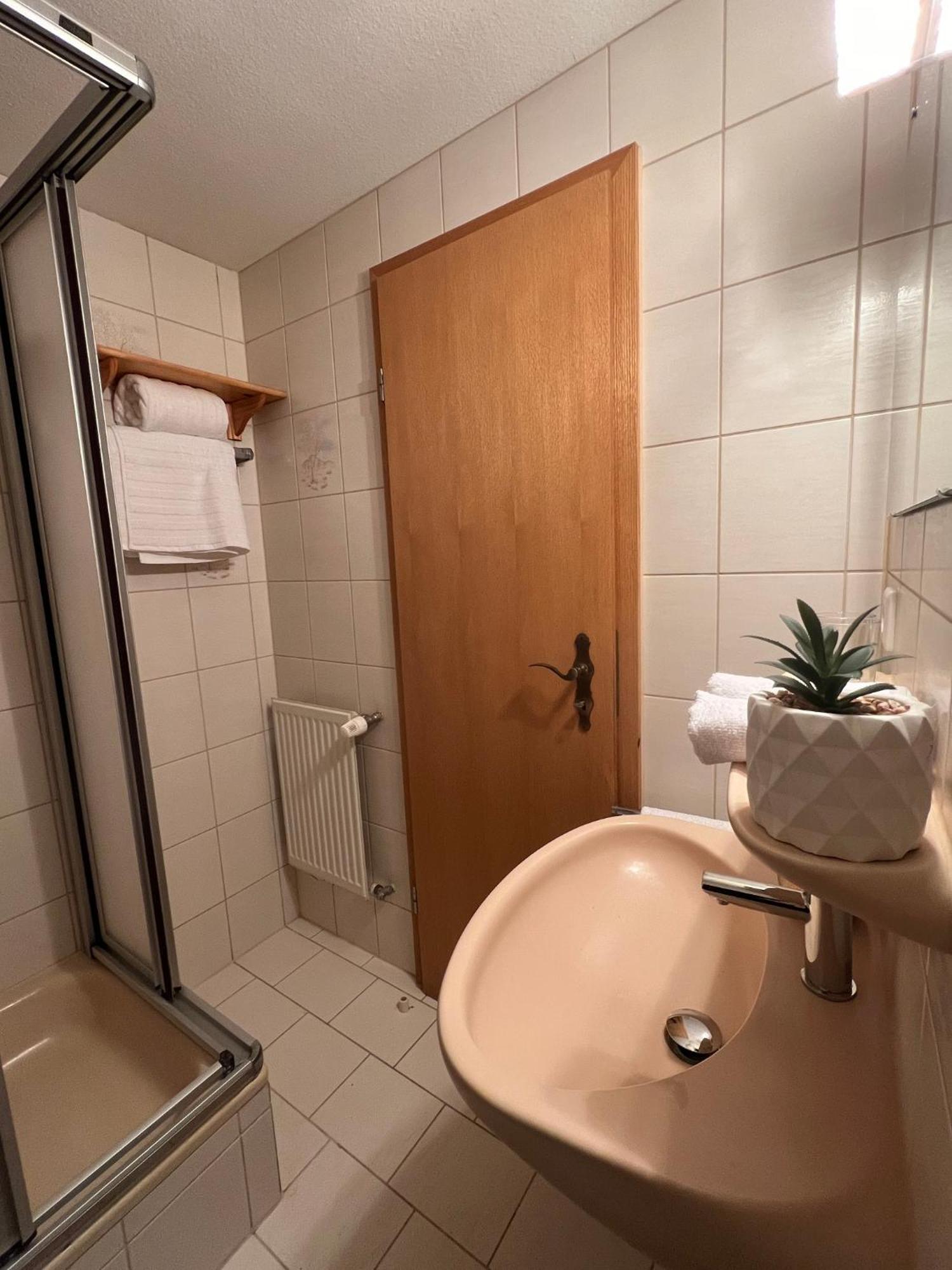 Haus Zum Guten Hirten Steinsfeld Bagian luar foto