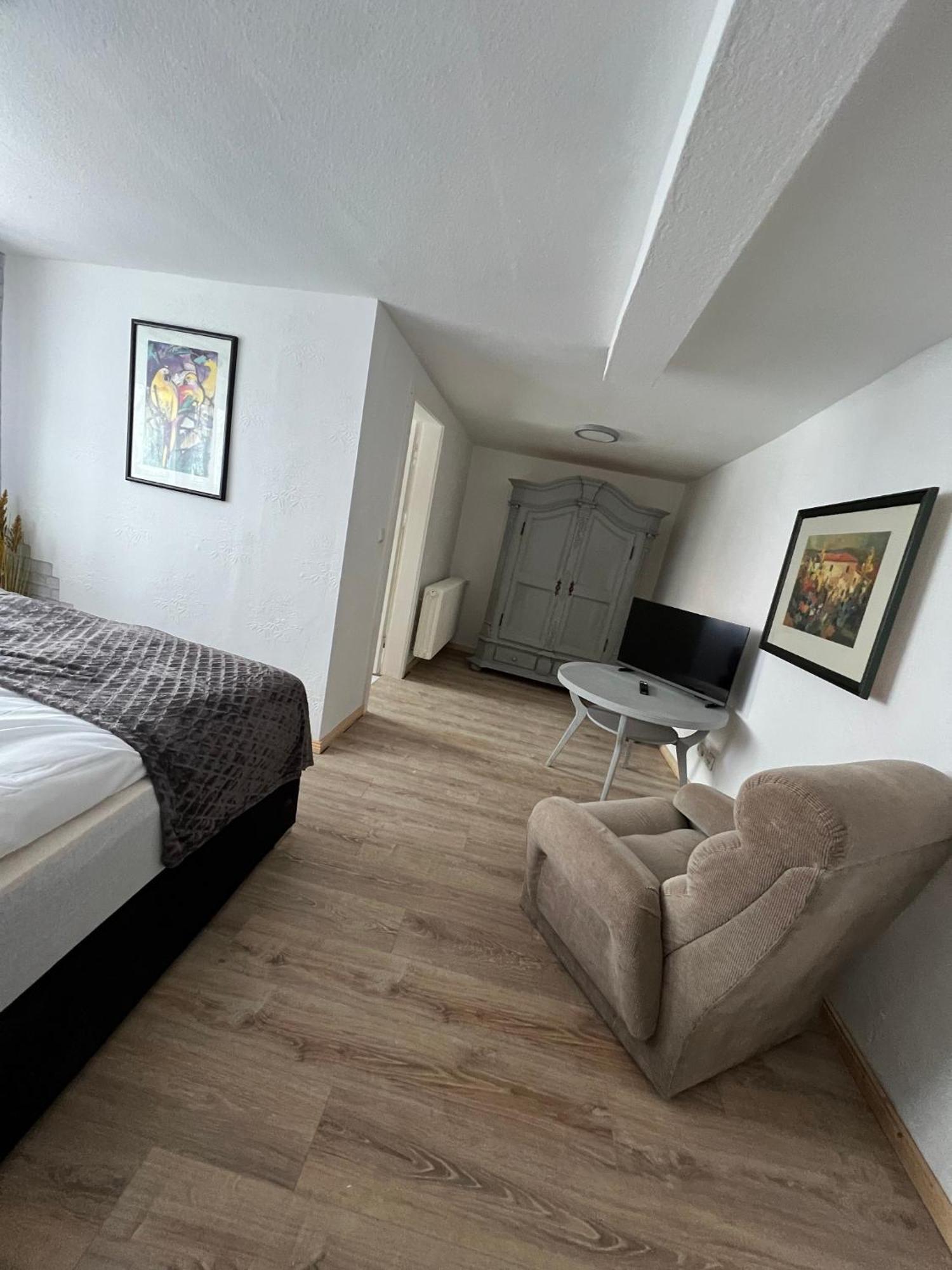 Haus Zum Guten Hirten Steinsfeld Bagian luar foto